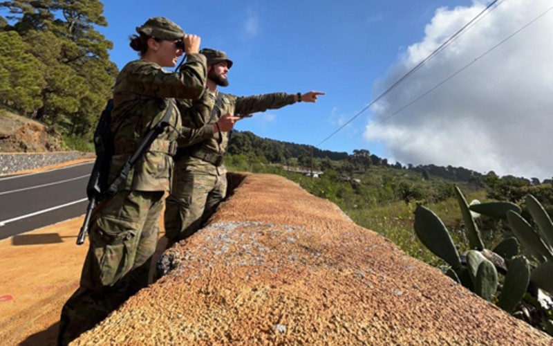 Armee-Patrouillen auf Ibiza