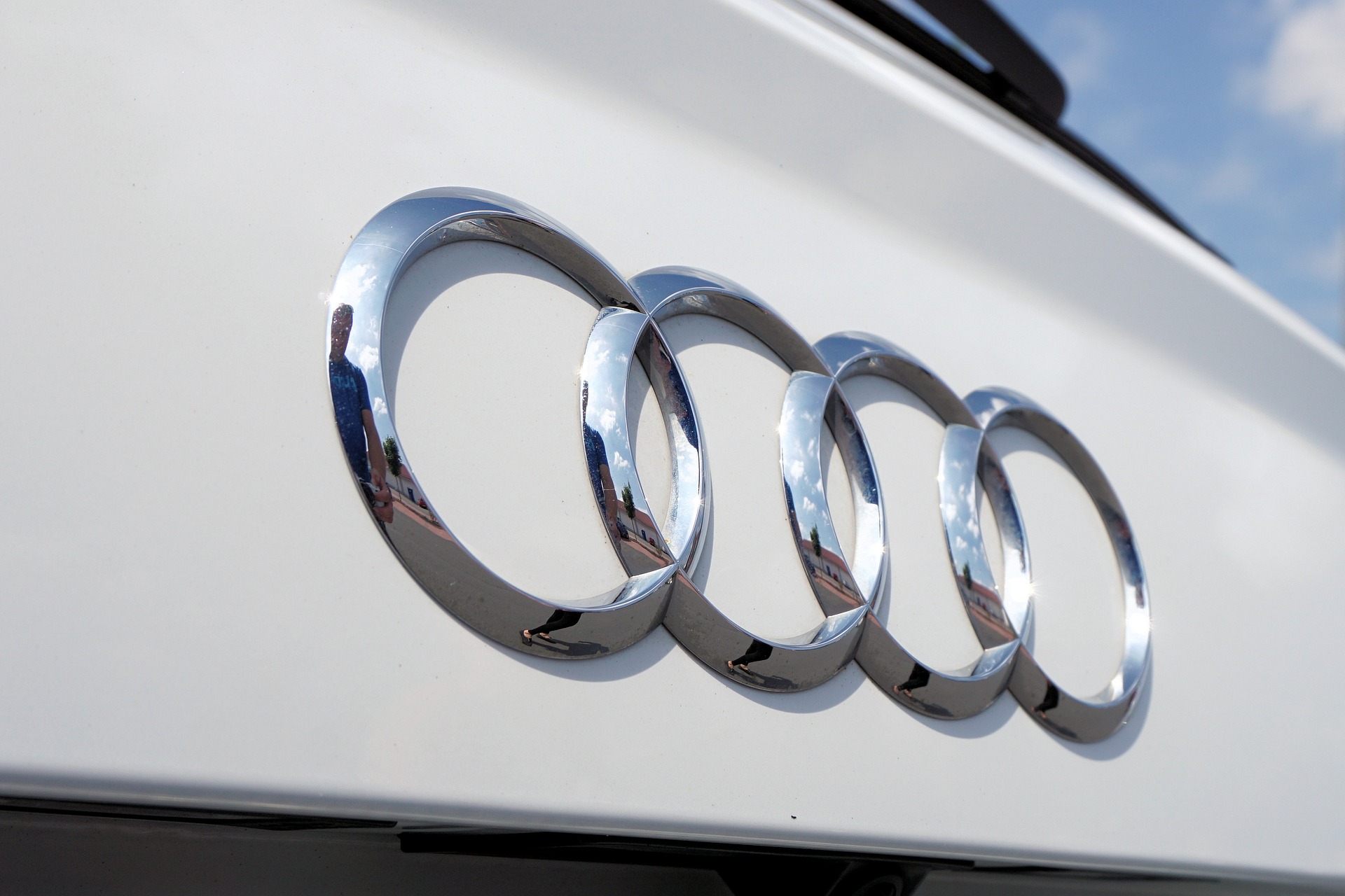 Auto Audi Weiss