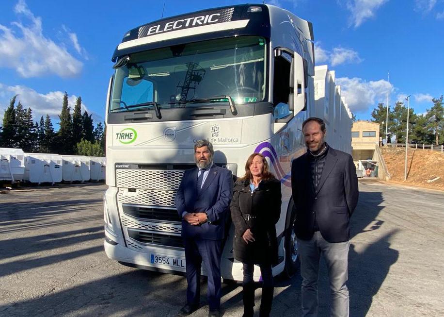 Elektrisch voertuig voor afvaltransport naar Son Reus