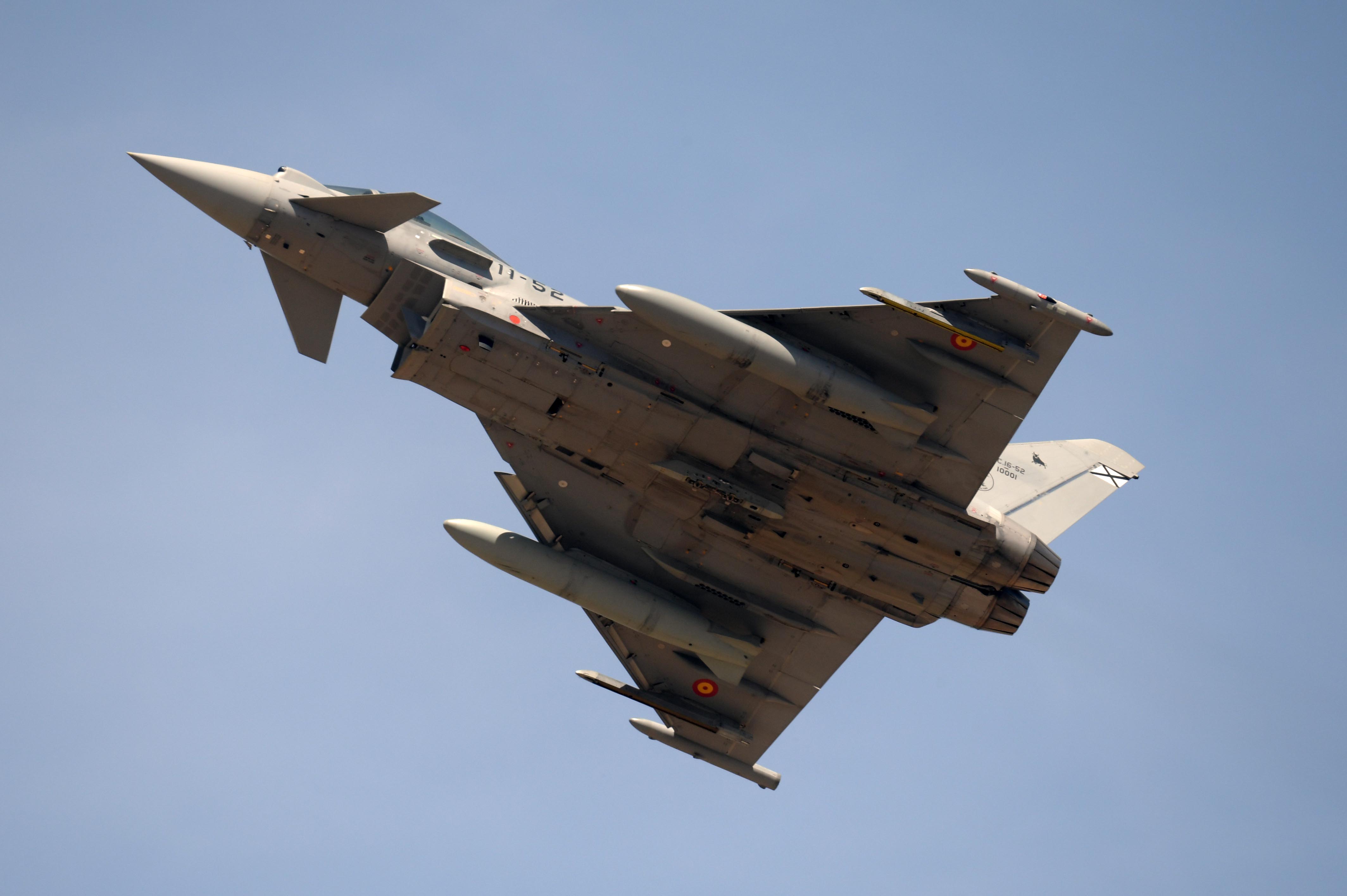Spanische Kampfflugzeuge gegen russische Drohnen?