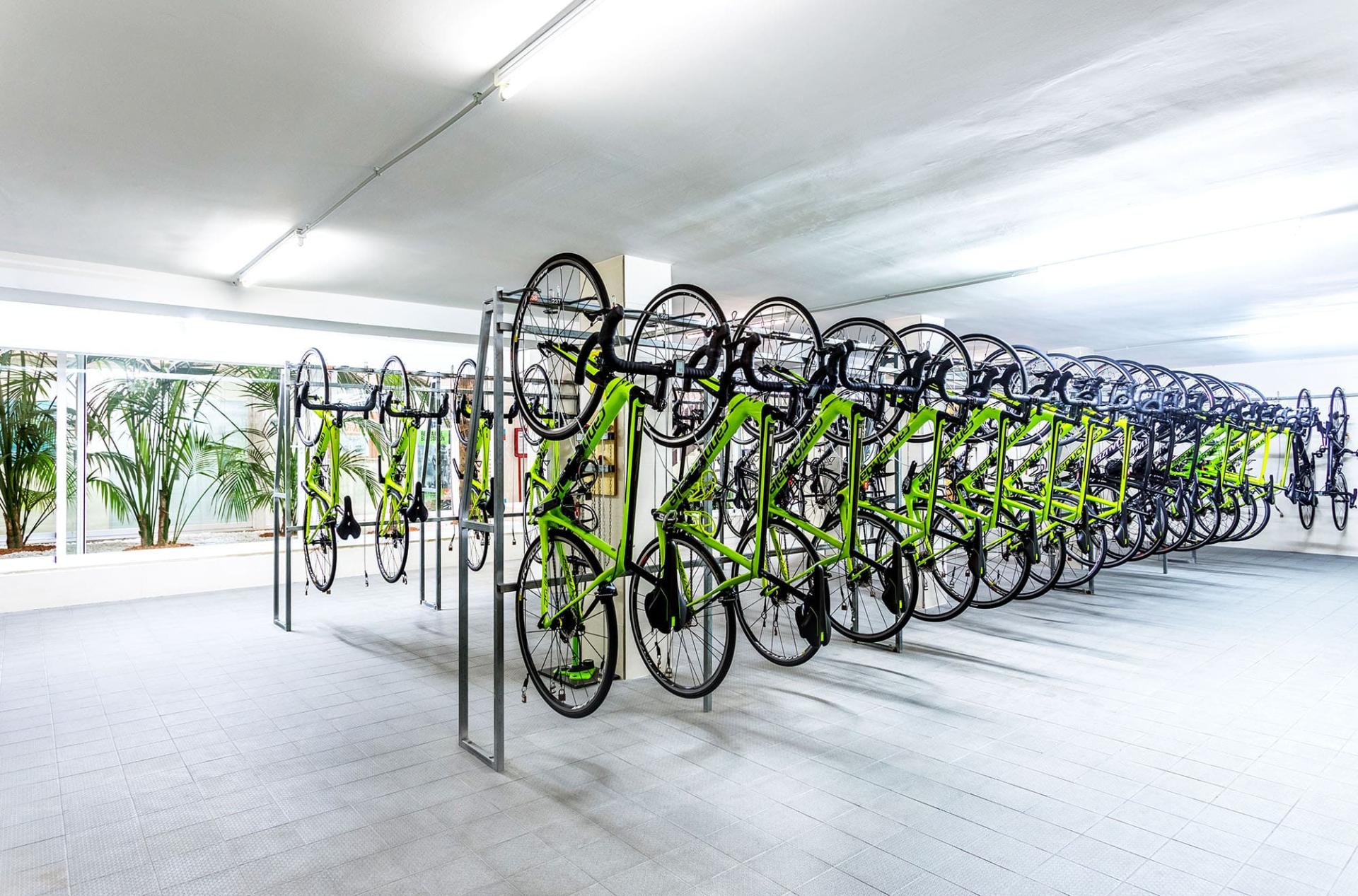 Hotelbranche auf Mallorca wappnet sich für den Radtourismus Fahrradstation im Viva Blue Hotel & Spa