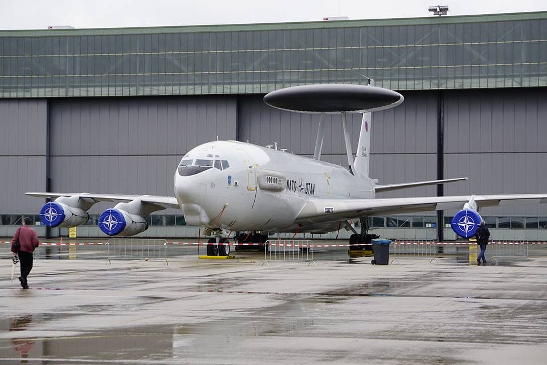Flugzeug der NATO