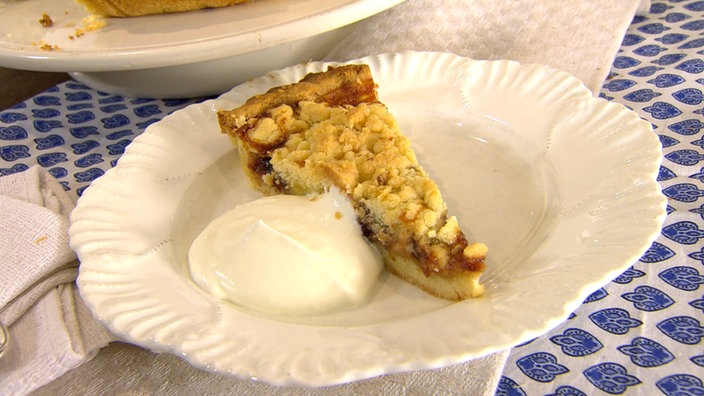 Friesischer Pflaumenmus-Streusel