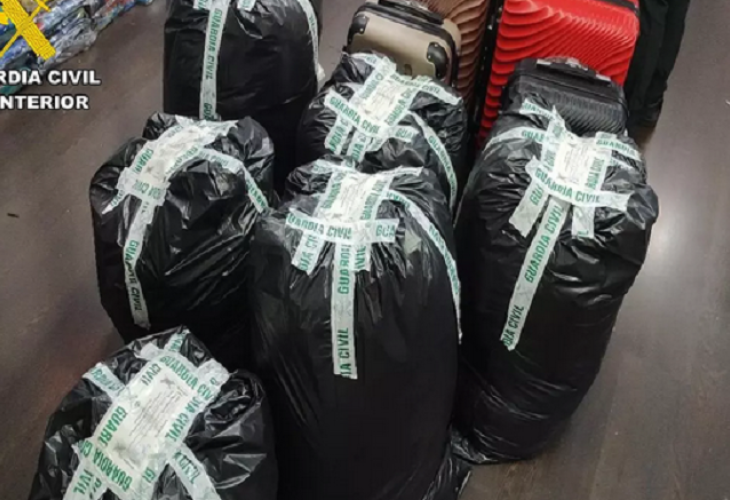 Namaak kledingstukken in beslag genomen in Can Picafort en Playas de Muro