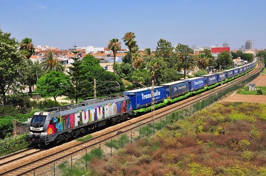 Güterverkehr gehört auf die Schiene Güterverkehr gehört auf die Schiene