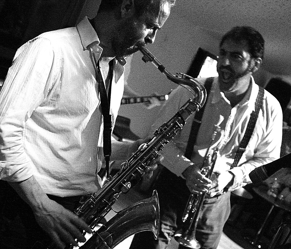 WONDER BRASS Nacho Vegas i Néstor Casas baja