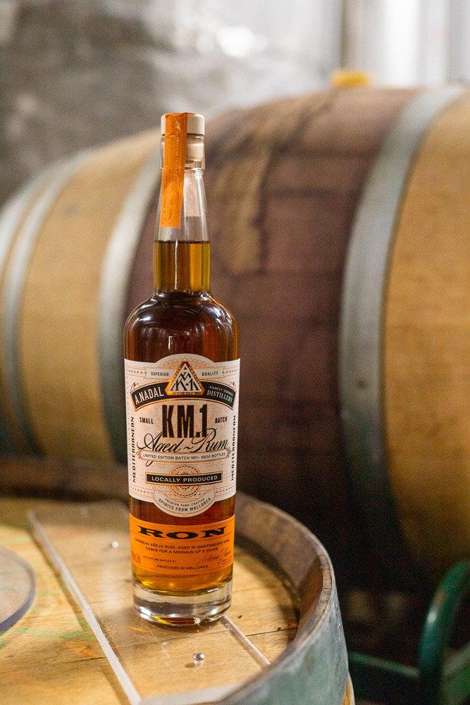 KM.1 - Gin, Wodka und Rum aus Mallorca KM.1 SMALL BATCH AGED RUM