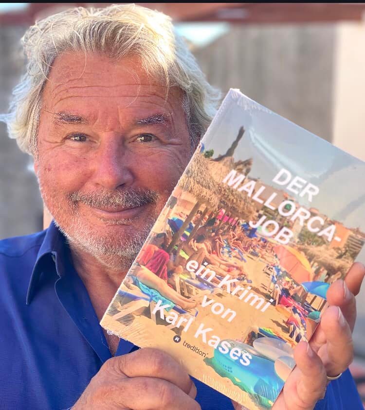 Karl Kases Lesesommer 2022 im Korkenzieher Museum Mallorca