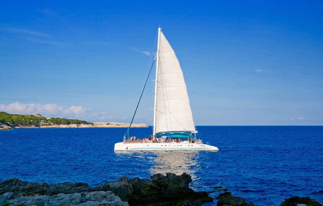 Catamaran gezonken bij Mallorca