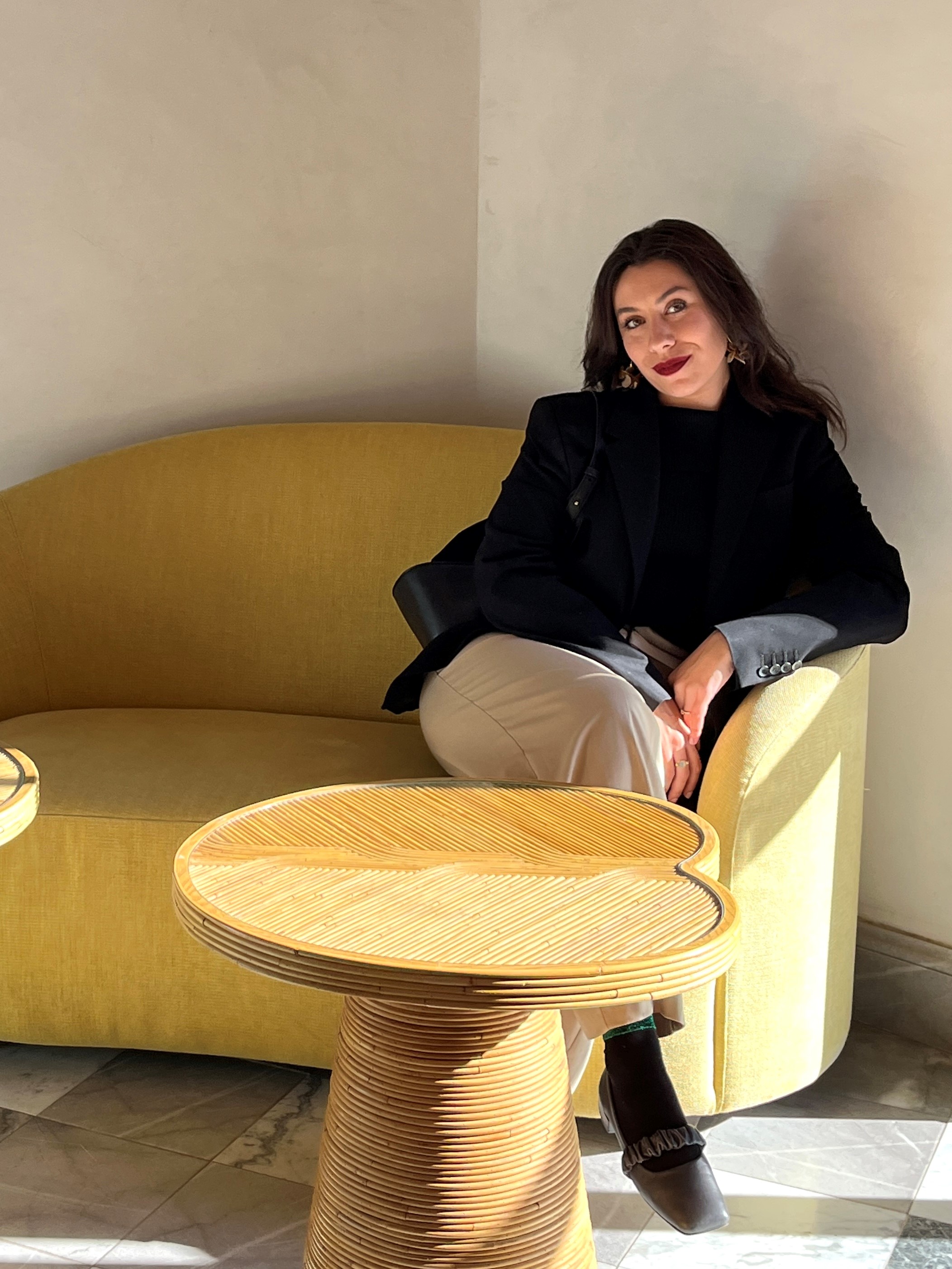 „Safe place – An artistic exploration of refuge in love relationships“