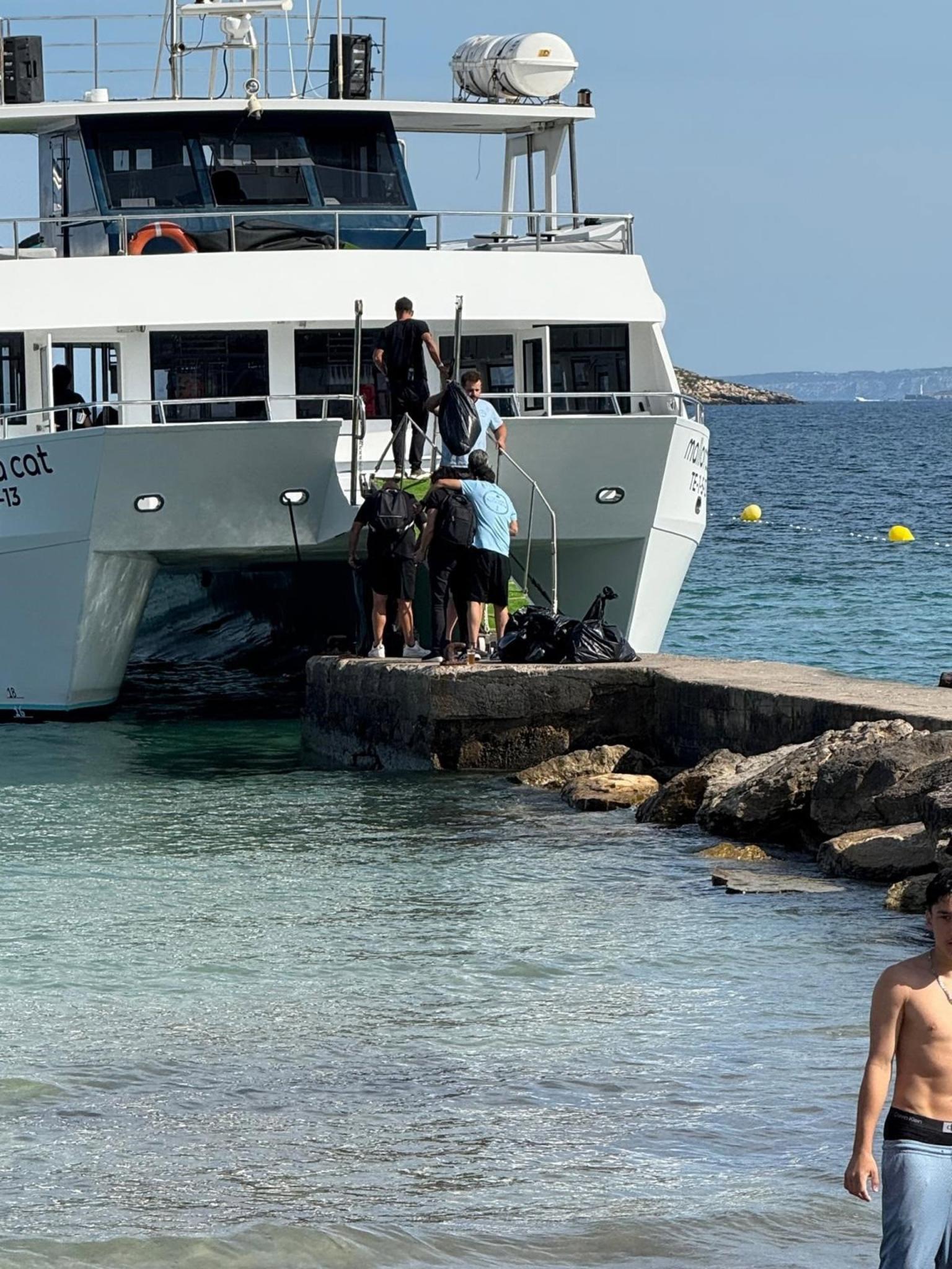 Keine Partyboote mehr an „muelle de Golondrinas“ Keine Partyboote mehr an „muelle de Golondrinas“