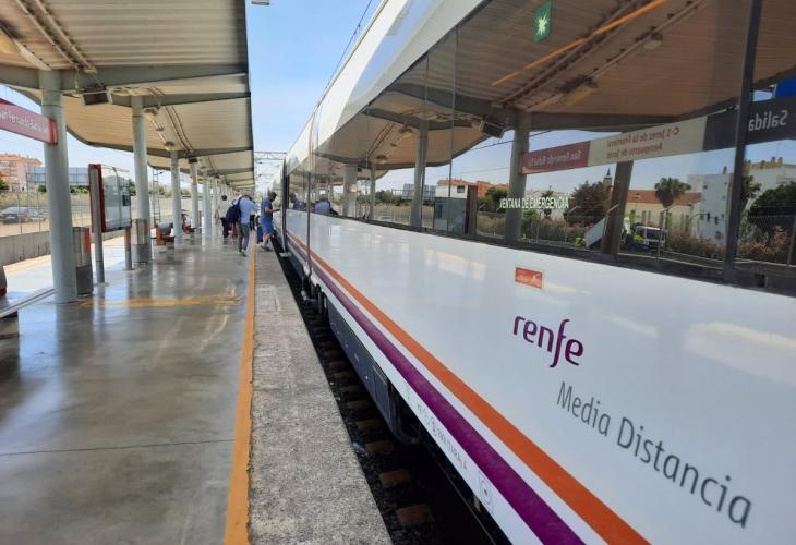 Renfe Media Distancia