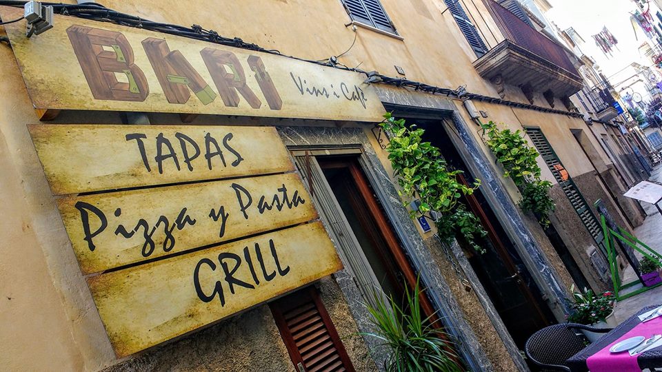 Zijn de bars op Mallorca nu restaurants? Zijn de bars op Mallorca nu restaurants?