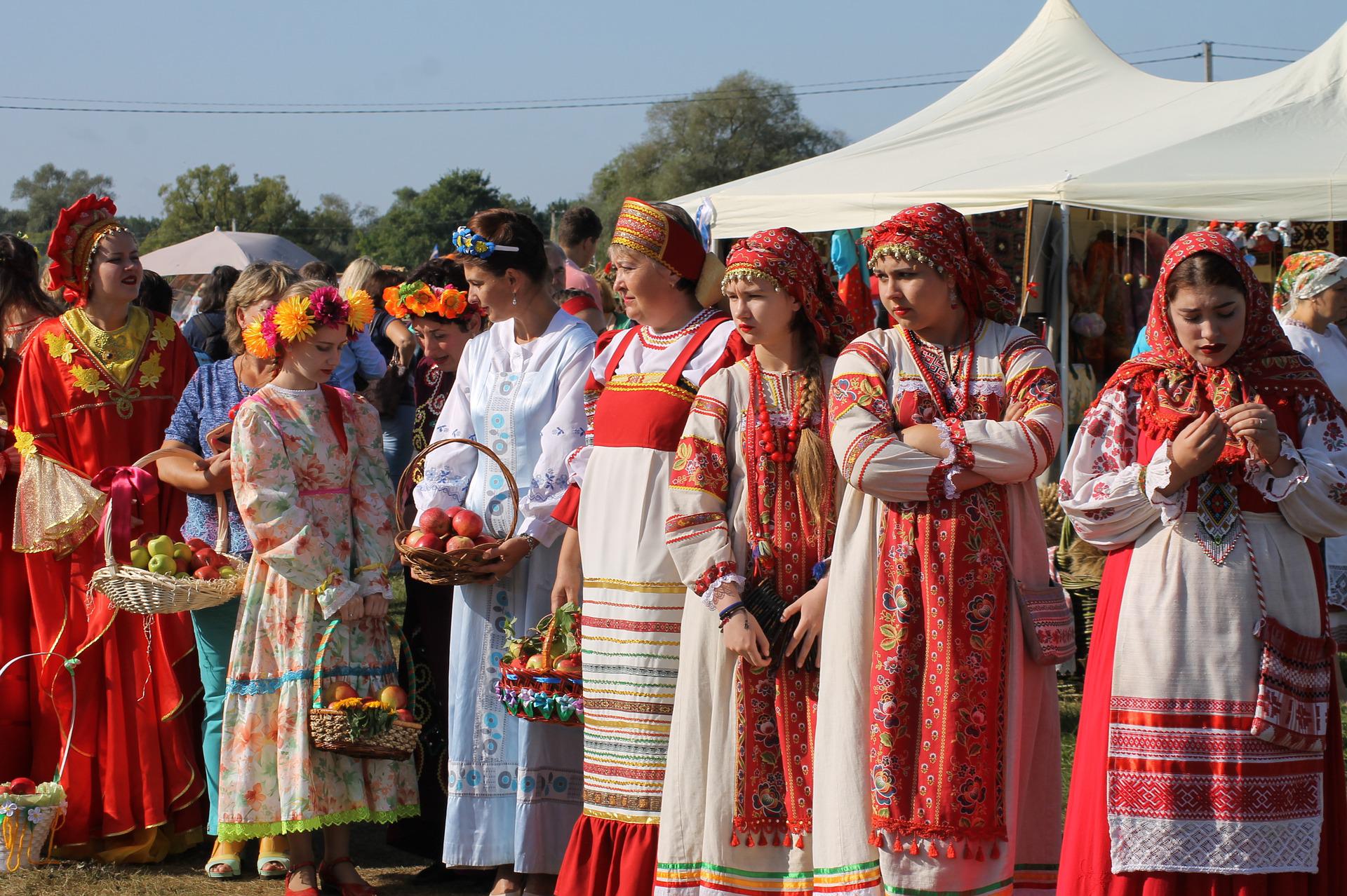 Russland Mädchen Russen Kostüme Folklore