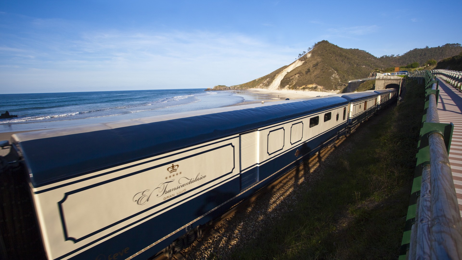 Im Luxuszug durch Spanien reisen