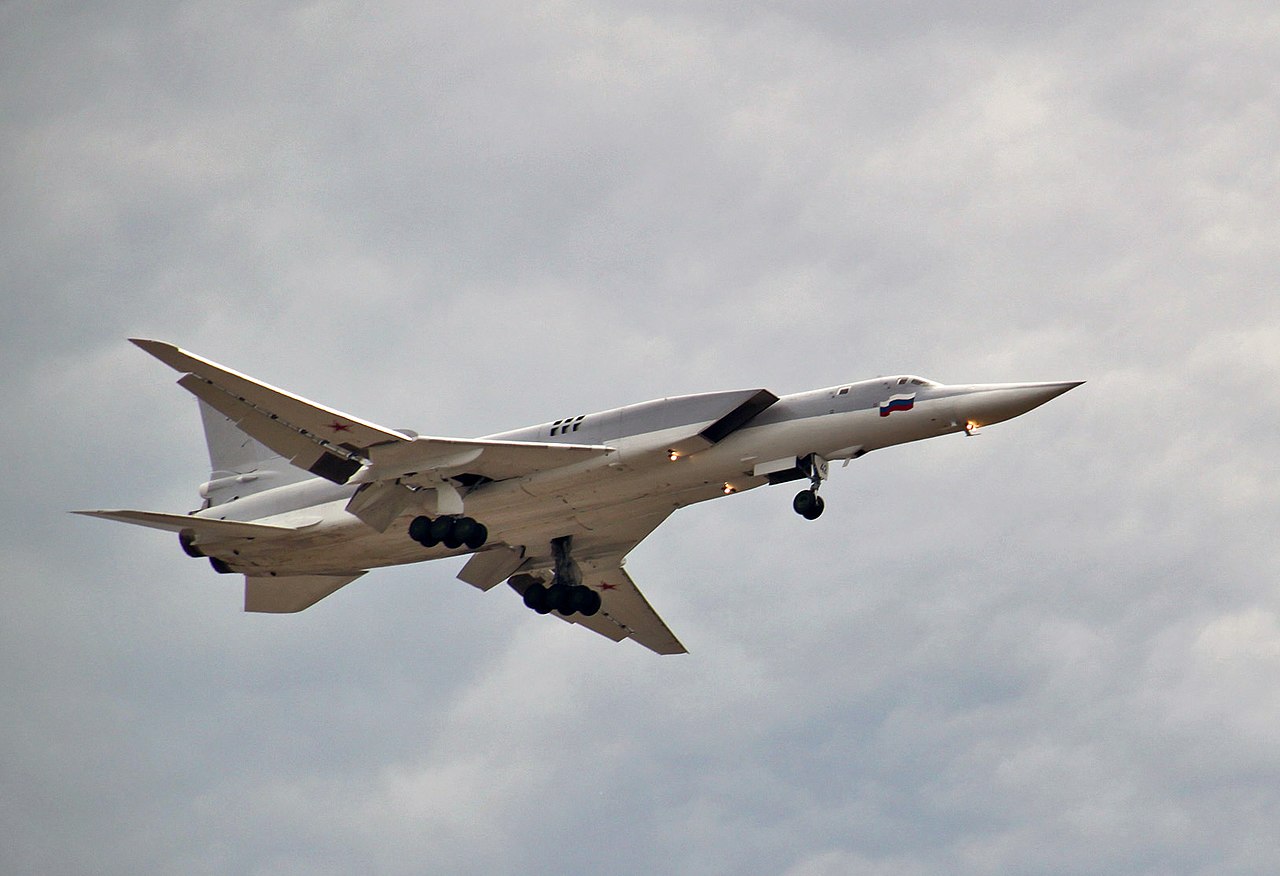 Russische strategische bommenwerpers patrouilleren boven de Barentszzee
