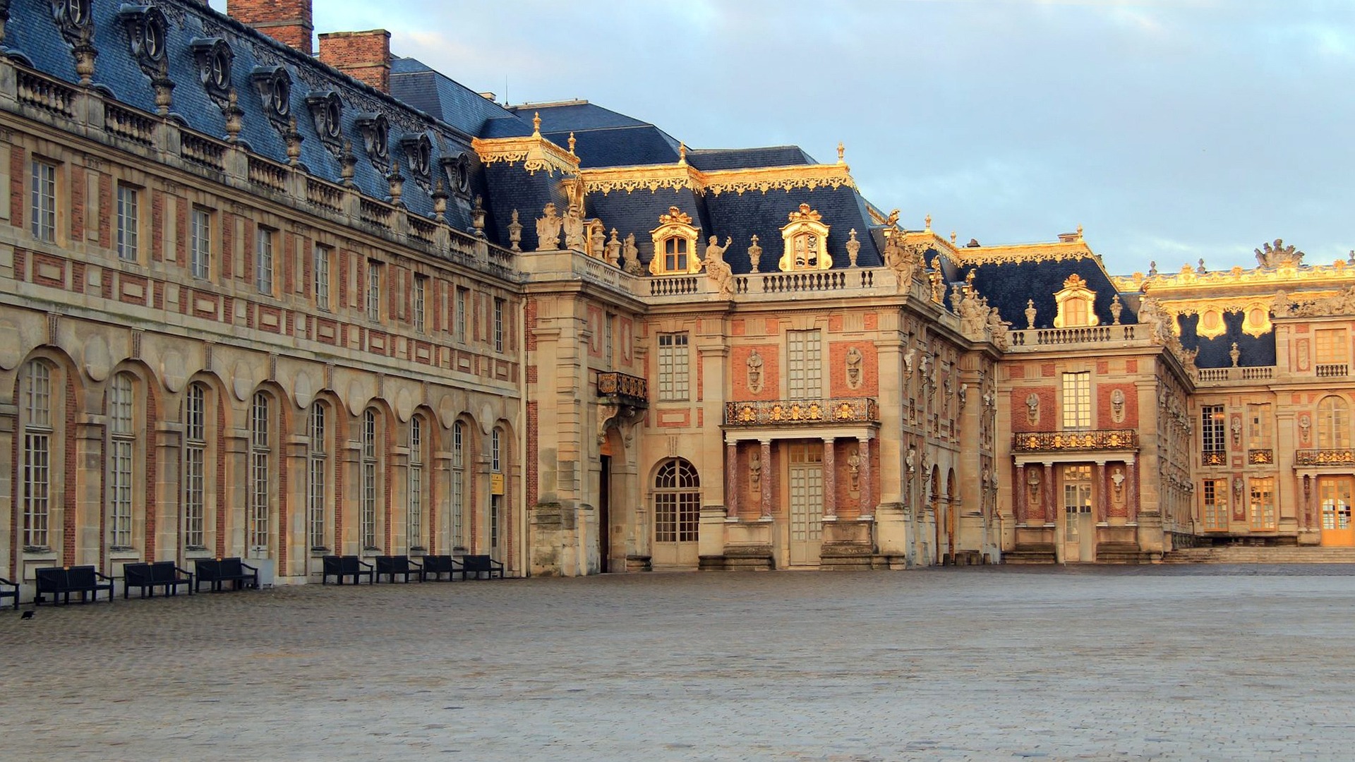 Schloss Versailles wird aus Sicherheitsgründen evakuiert