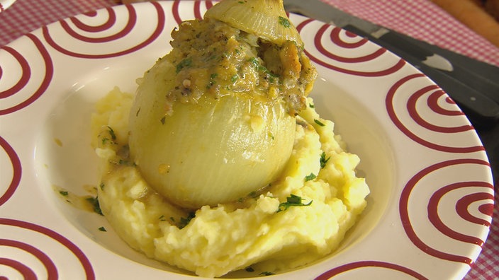 Gefüllte ZwiebelnGefüllte Zwiebeln
