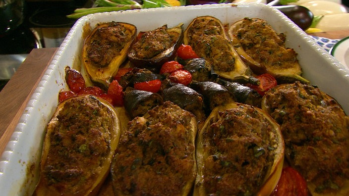 Gefüllte Auberginen mit Lammhack und Bulgur