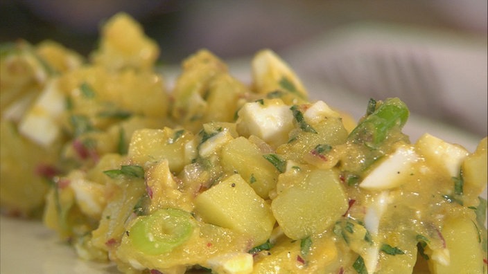 Kartoffelsalat mit Eiersoße