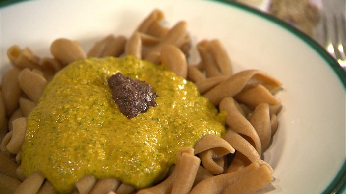 Pasta mit Petersilienpesto