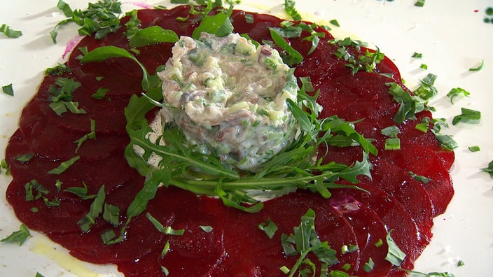 Rote-Bete-Carpaccio mit Matjestatar